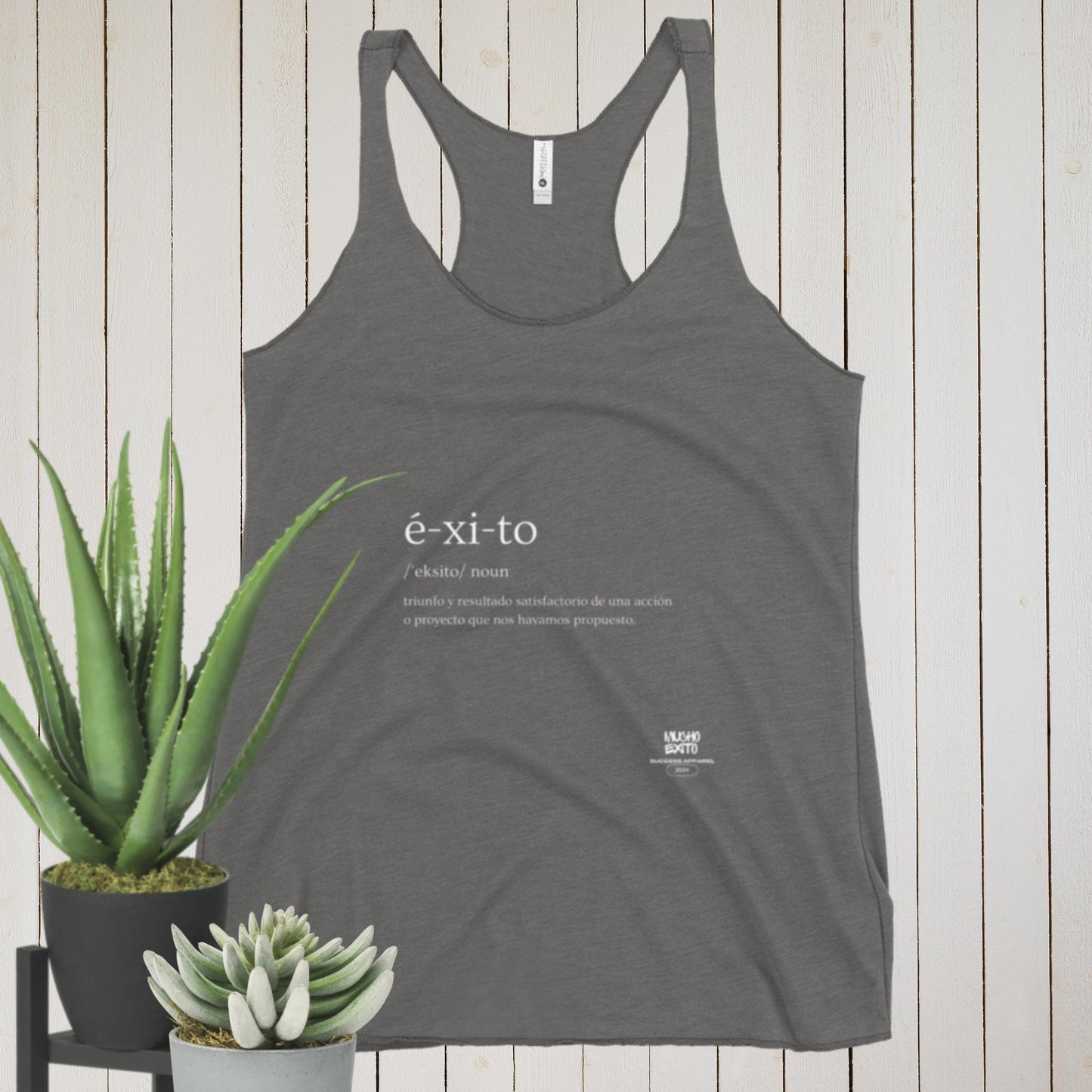 Éxito Women's Racerback Tank